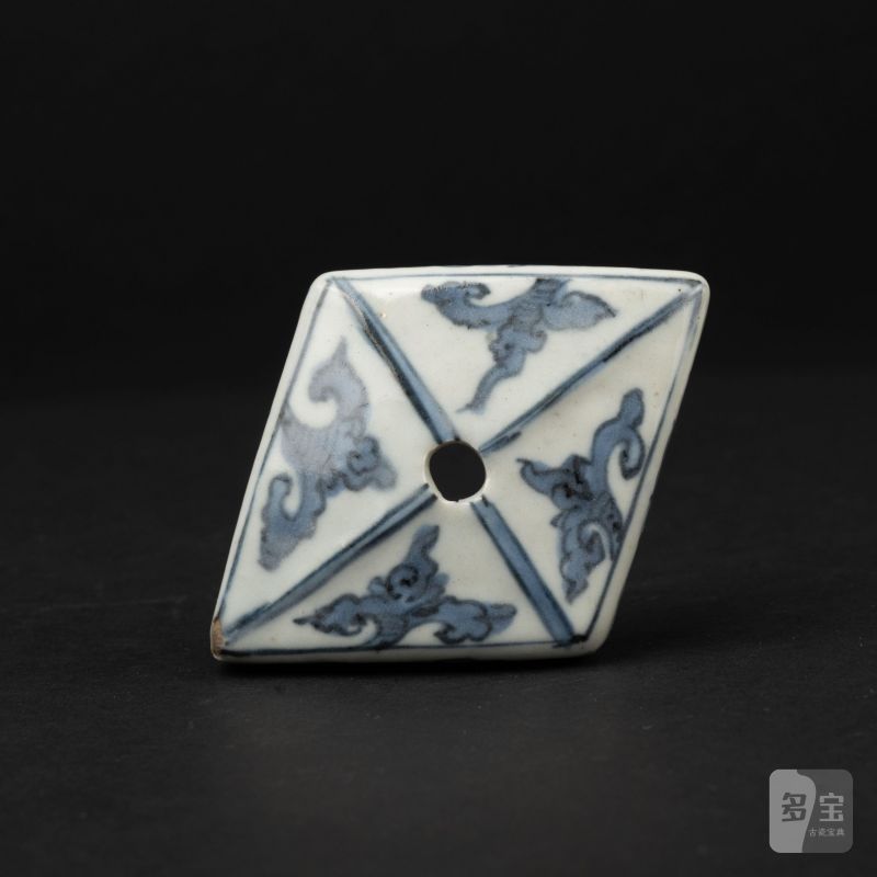    明 古染付菱形香合 - 图9